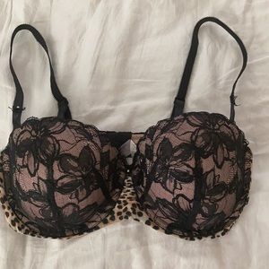 FINAL PRICE Victoria’s Secret 36D push up bra